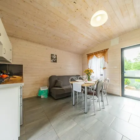 Nad Rozlewiskiem * Barkowo (West Pomeranian)