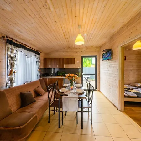 Nad Rozlewiskiem Holiday home *