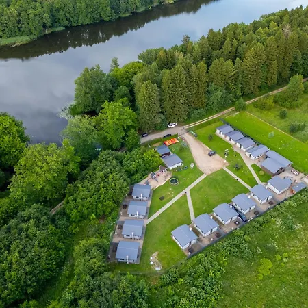 Nad Rozlewiskiem Ferienhaus *